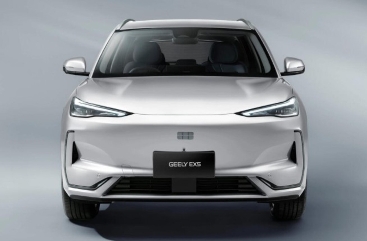 Geely EX5 виходить на британський ринок (фото)