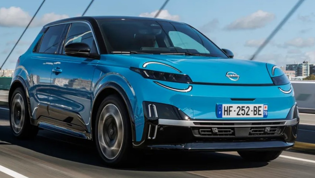 Micra чи Renault 5: хто кого копіює? (огляд+фото)