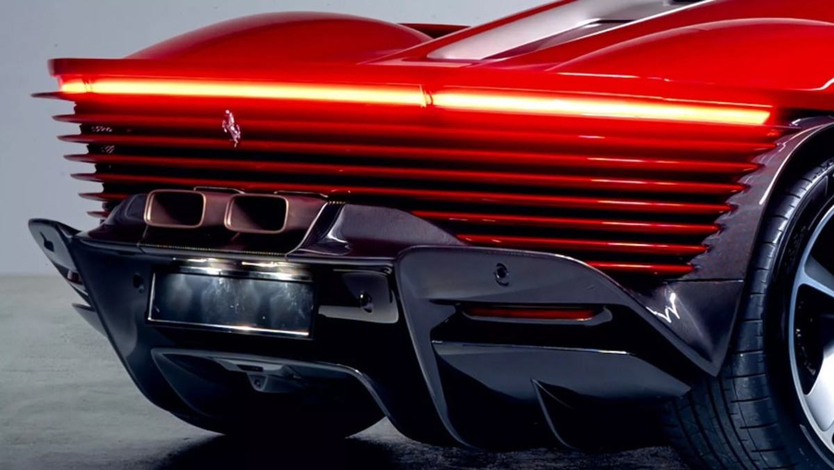 Таємна колекція суперкарів – аукціон десятиліття (відео+фото)