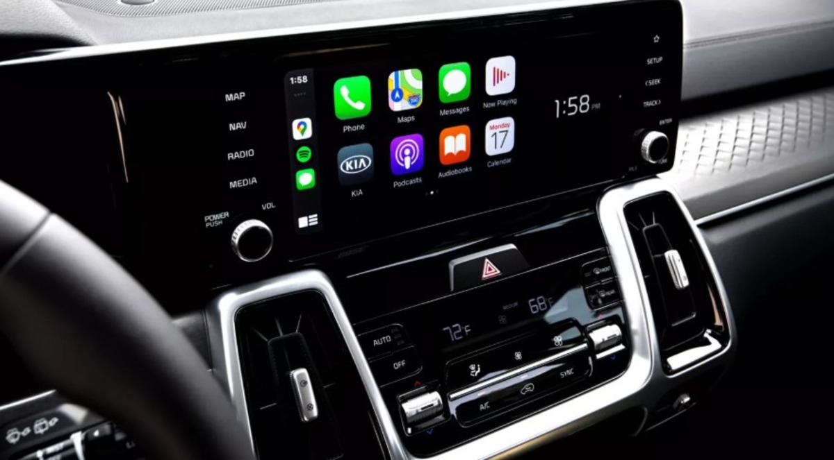 Kia Sorento відкликають через ризик займання