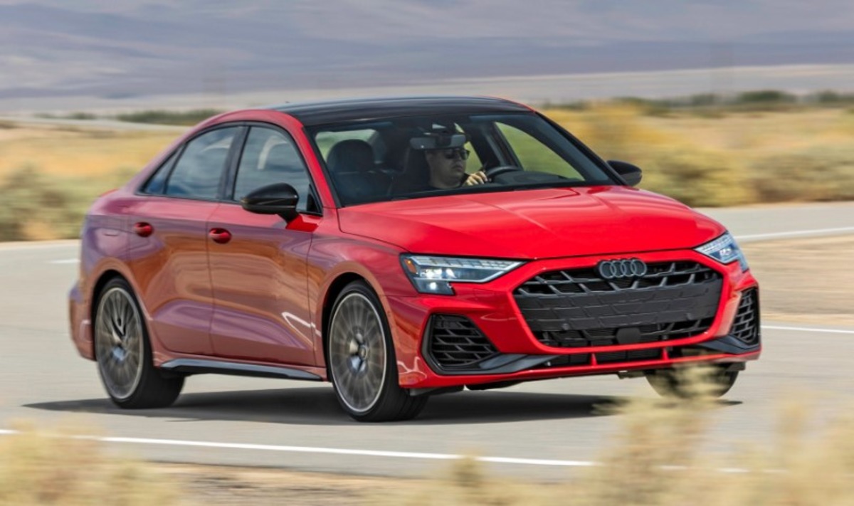 Audi RS3: драйв і характер у кожній деталі (фото)