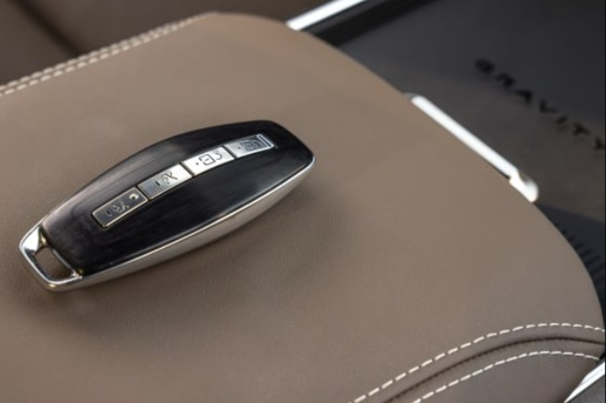 Lucid Gravity не впізнає свого ключа (відео+фото)