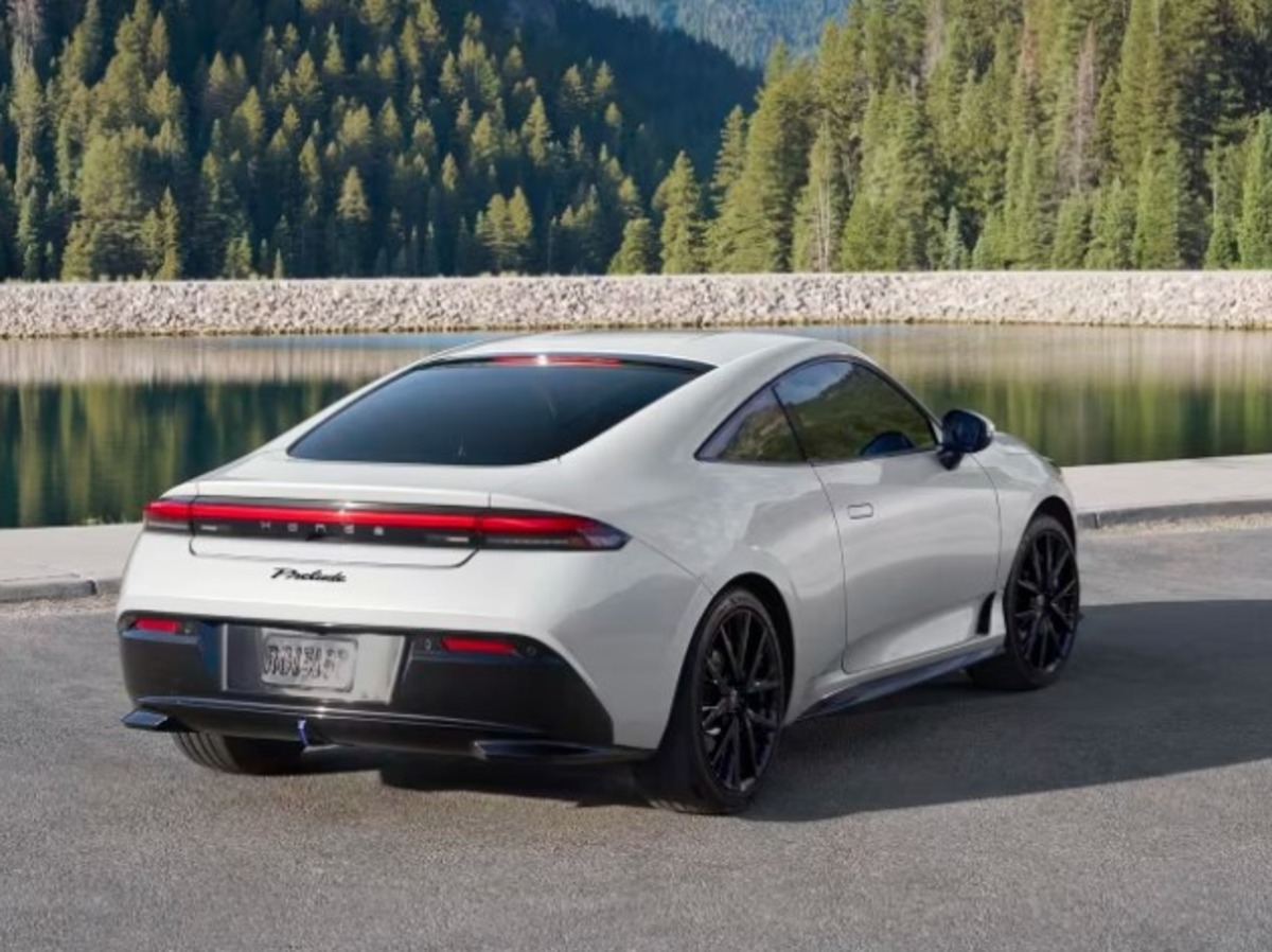 Чому новий Honda Prelude не розкручує двигун на місці