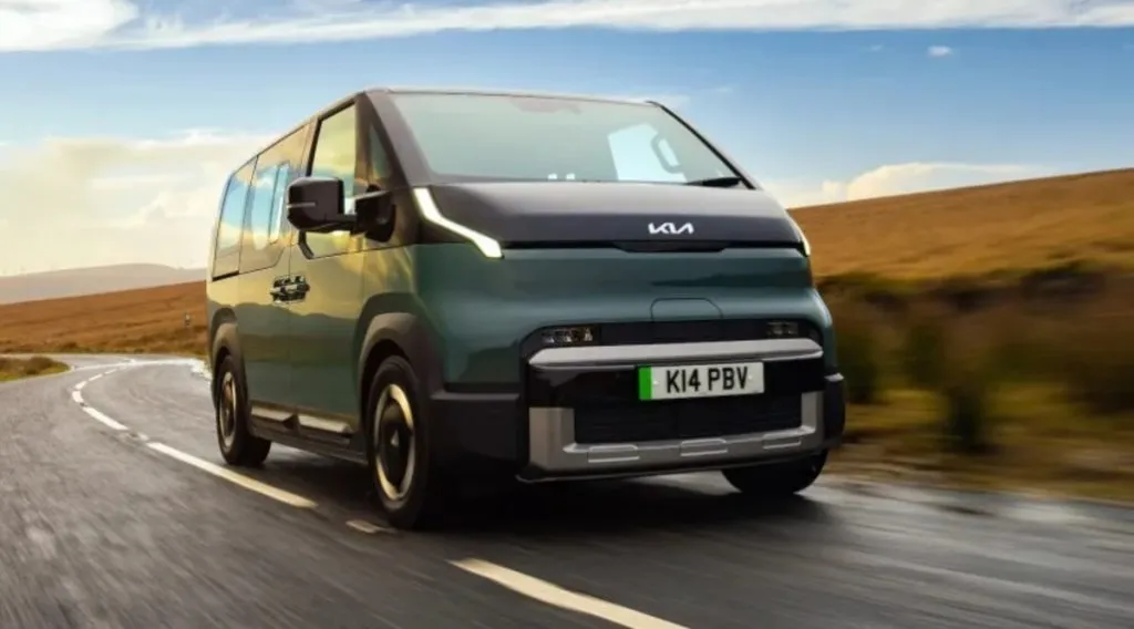 Kia PV5 Passenger і EV4 першими отримали EV-грант