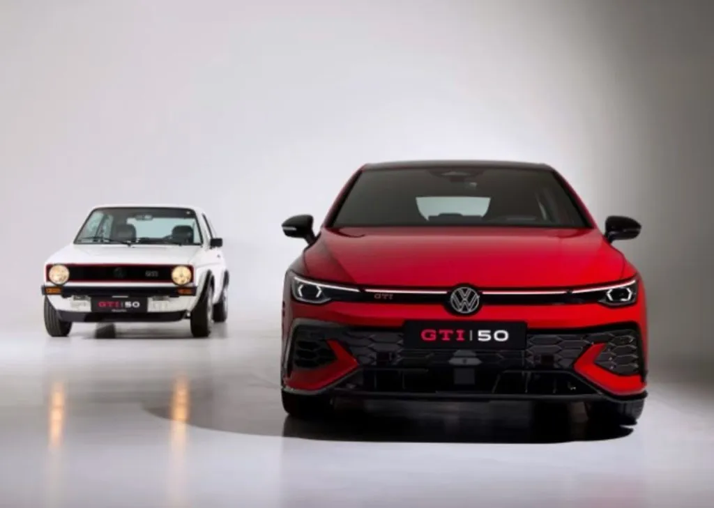 Golf GTI святкує 50 років легенди «гарячих хетчбеків» (фото)