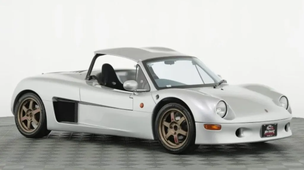 Маловідомий японський родстер Tommykaira ZZ (фото)