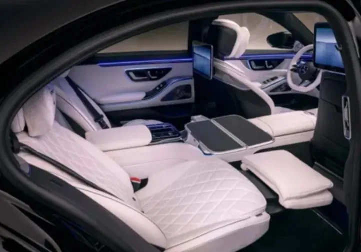 Новий Mercedes S-Class став ще розумнішим (фото)