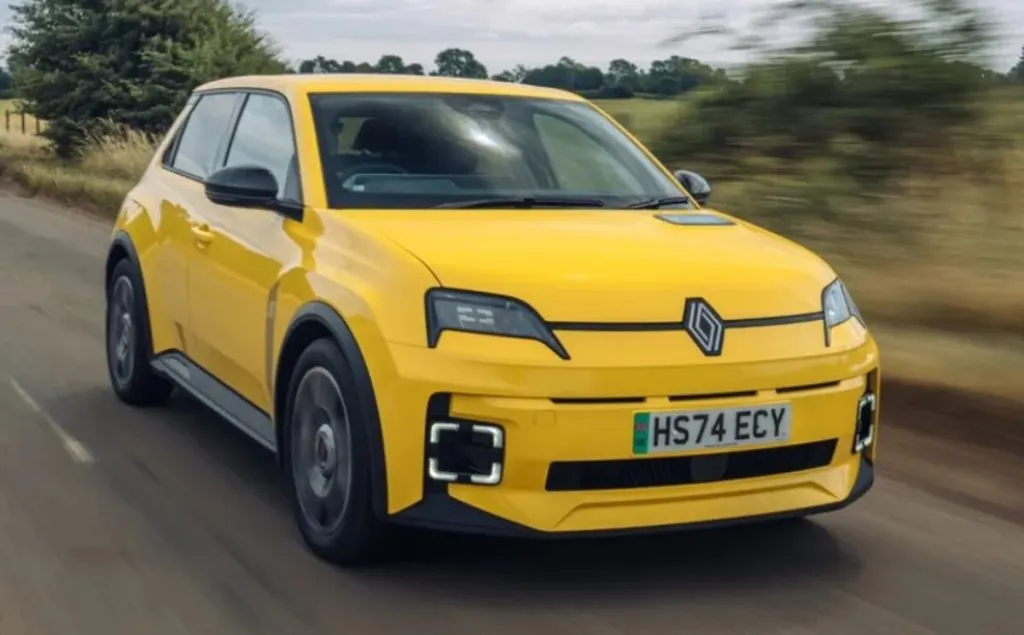 Електричний Renault 5: більше ніж просто ретро (огляд)