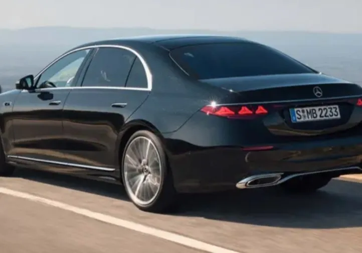 Новий Mercedes S-Class став ще розумнішим (фото)