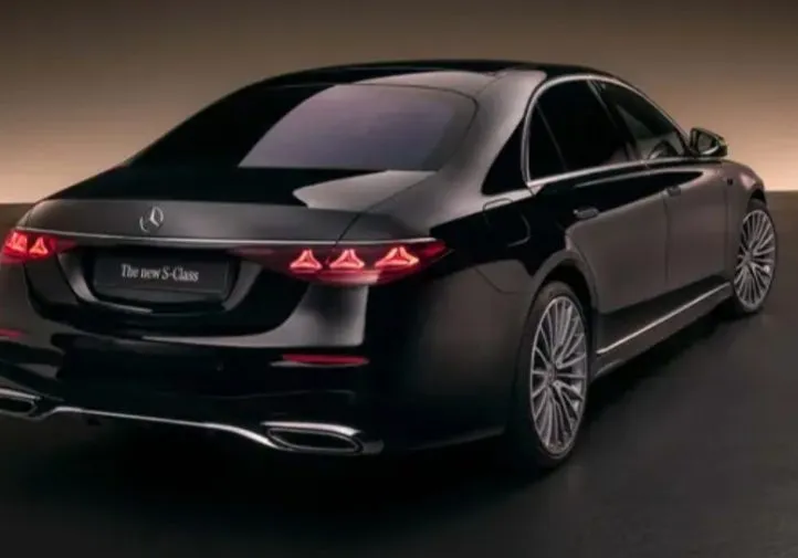 Новий Mercedes S-Class став ще розумнішим (фото)