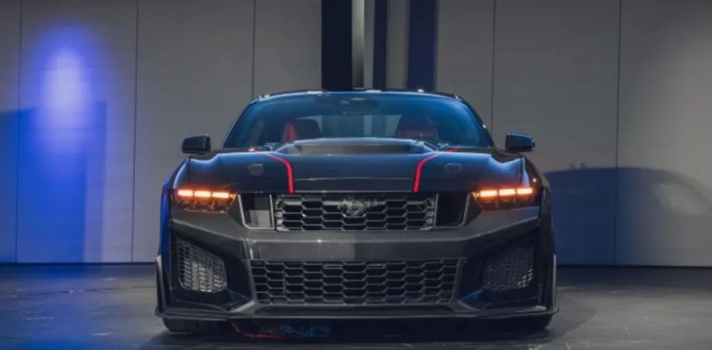 Ford Mustang Dark Horse SC став наступником Shelby GT500