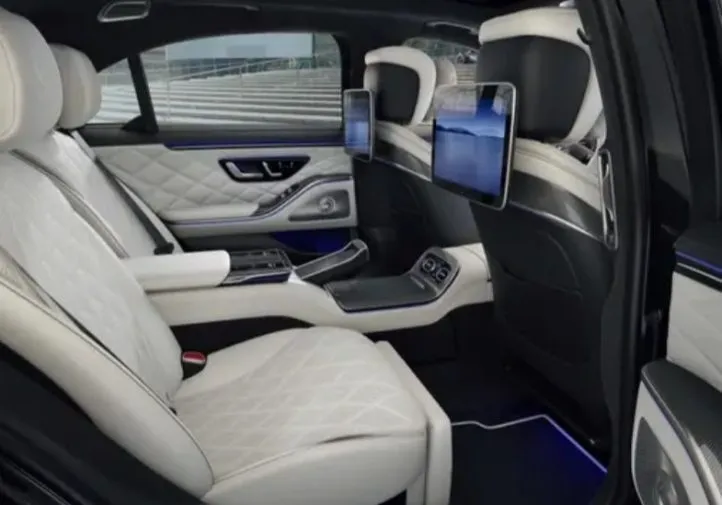 Новий Mercedes S-Class став ще розумнішим (фото)