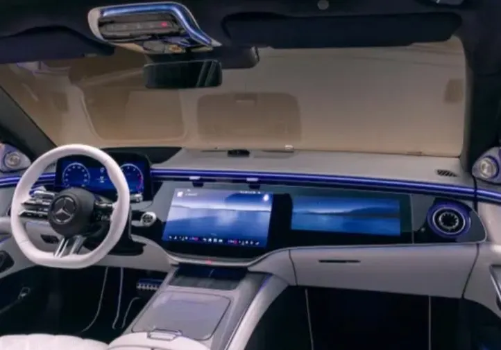 Новий Mercedes S-Class став ще розумнішим (фото)