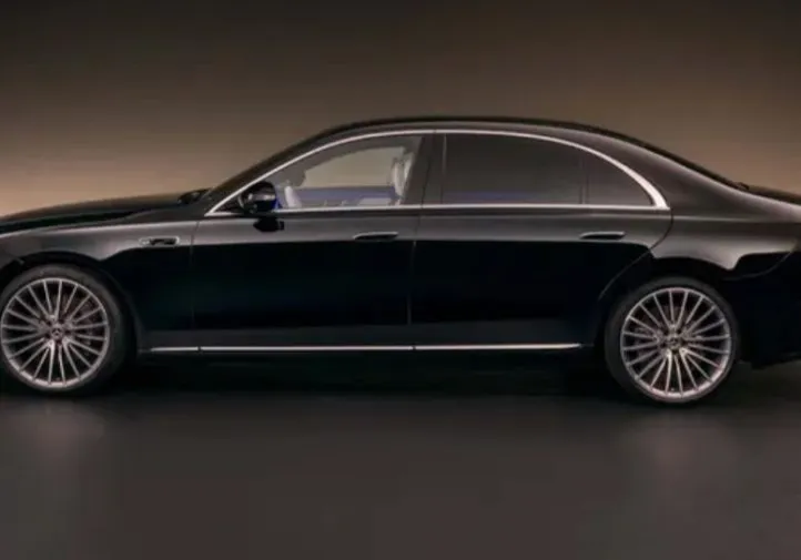 Новий Mercedes S-Class став ще розумнішим (фото)