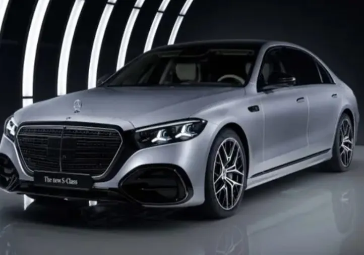 Новий Mercedes S-Class став ще розумнішим (фото)