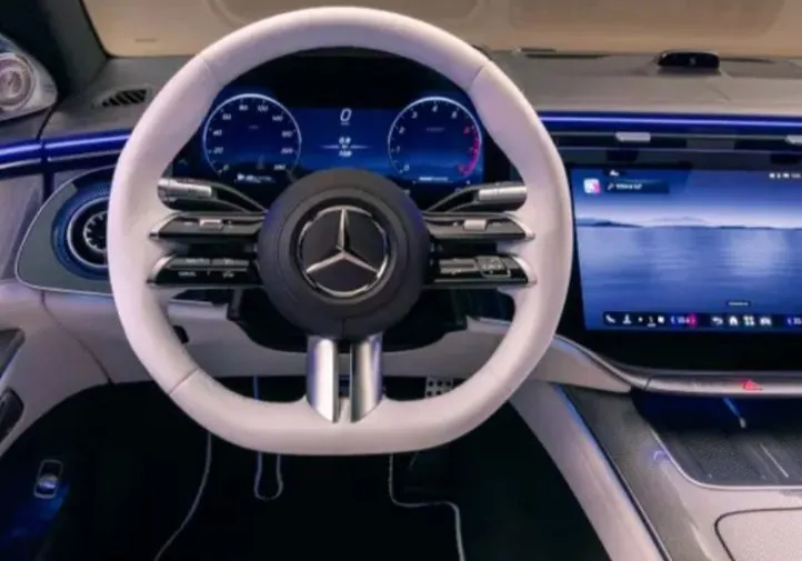 Новий Mercedes S-Class став ще розумнішим (фото)