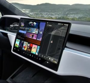 Tesla і Apple CarPlay: інтеграція затримується