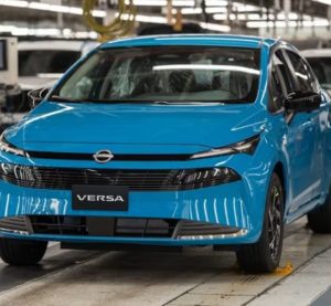 Оновлений седан Nissan Versa 2026 — головні зміни та ціна