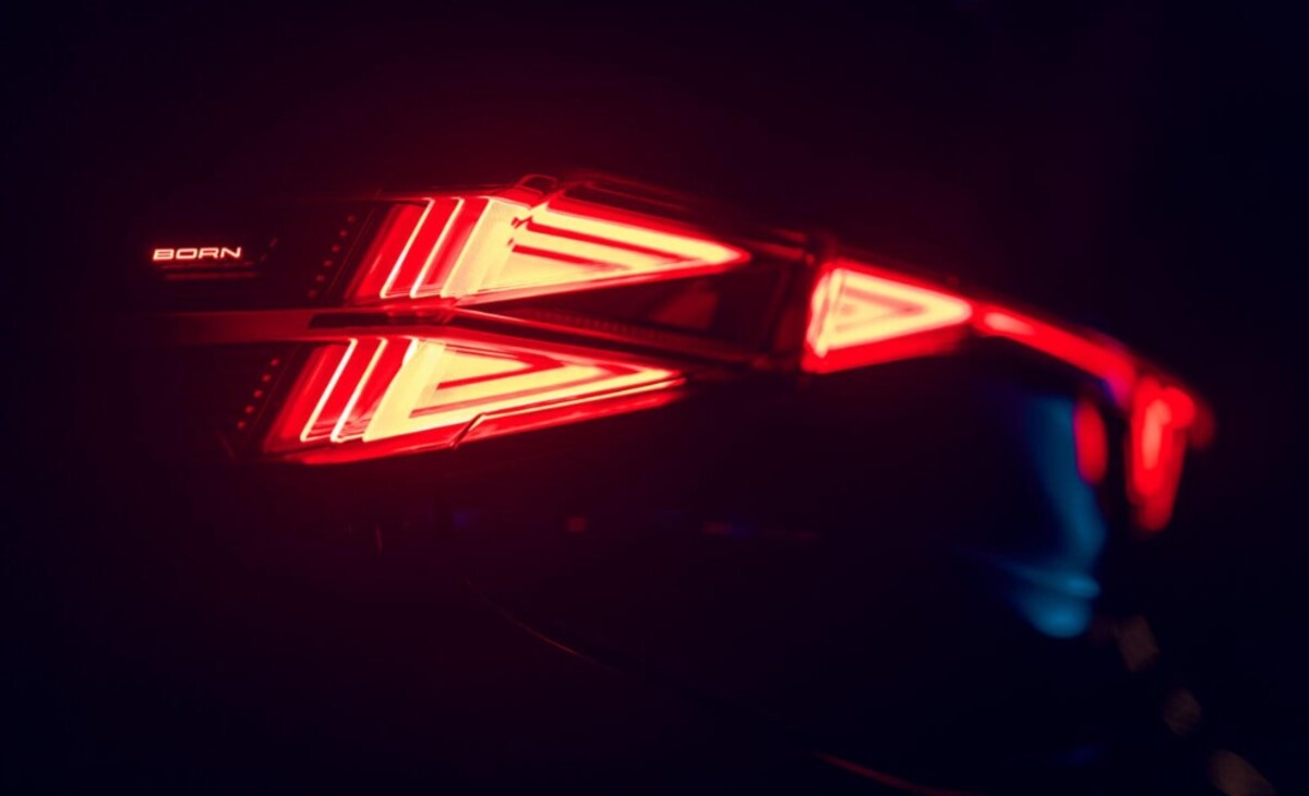 Cupra Born отримає новий зухвалий дизайн вже 5 березня