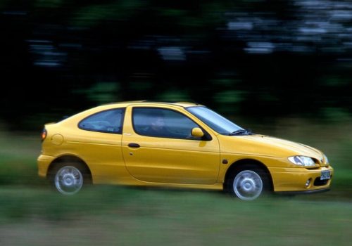 Renault Megane Coupé – бюджетна класика для сучасних водіїв