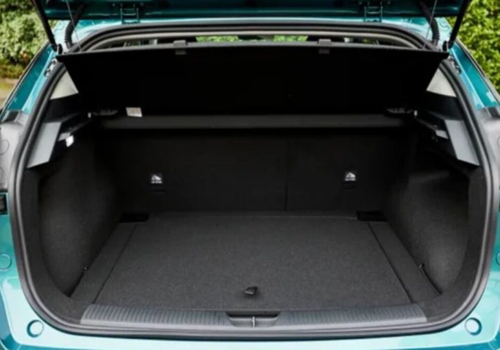 Фейсліфт MG4: менше компромісів, більше сенсу