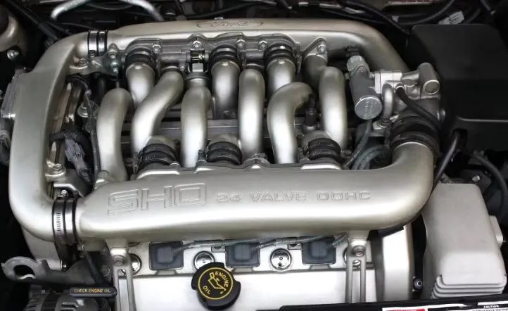 Останній седан Ford виявився несподівано ефектним (фото)