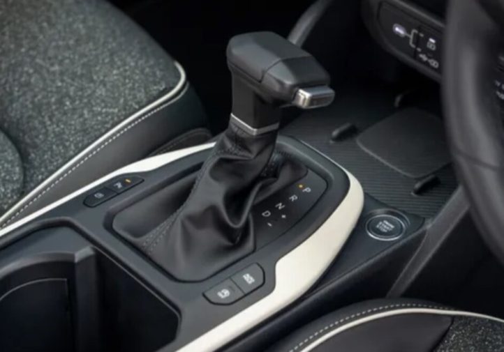 Kia K4 виходить на ринок: плюси і мінуси (огляд)