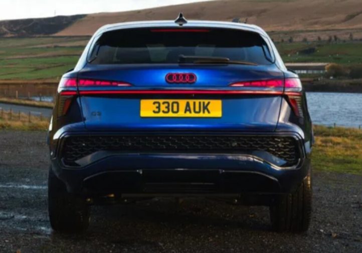 Оновлений Audi Q3: ставка на дизайн і цифровізацію (огляд)