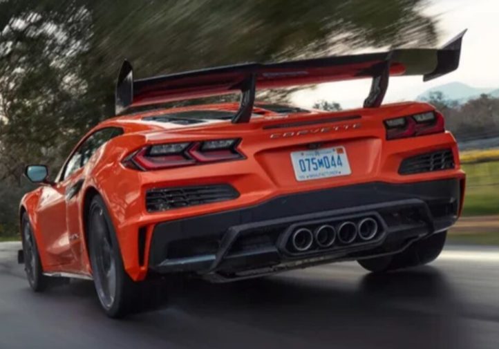 Corvette ZR1X: найпотужніший серійний спорткар США (фото)