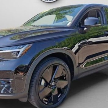 Volvo EC40 Black Edition: електрокар-рідкість без гучної слави