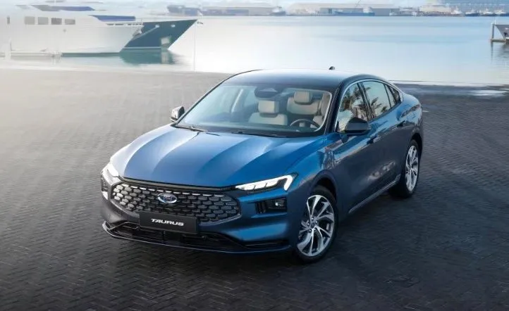 Останній седан Ford виявився несподівано ефектним (фото)