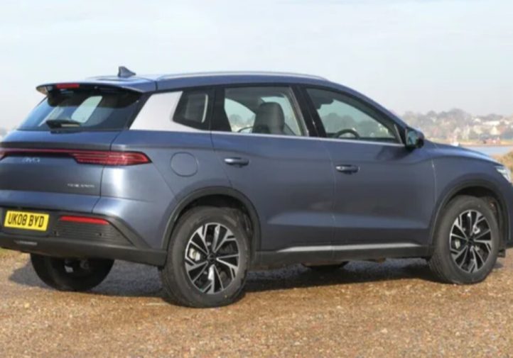 Плагін-гібрид без переплати: тест BYD Sealion 5 (огляд)