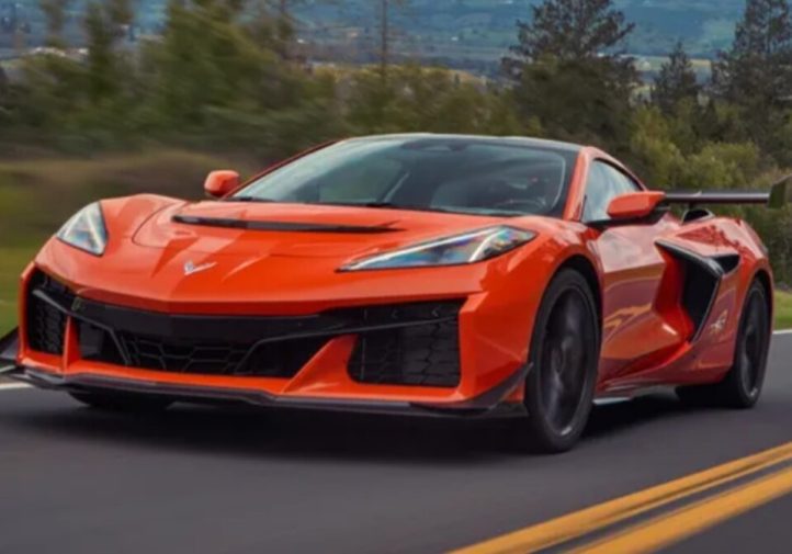 Corvette ZR1X: найпотужніший серійний спорткар США (фото)