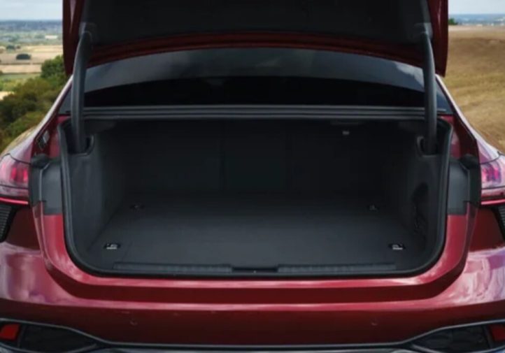 Audi A6 Avant: практичний бізнес-клас без пафосу (огляд)