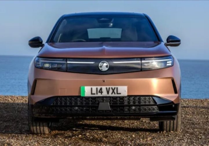 Vauxhall Grandland Electric : ставка на практичність (огляд)