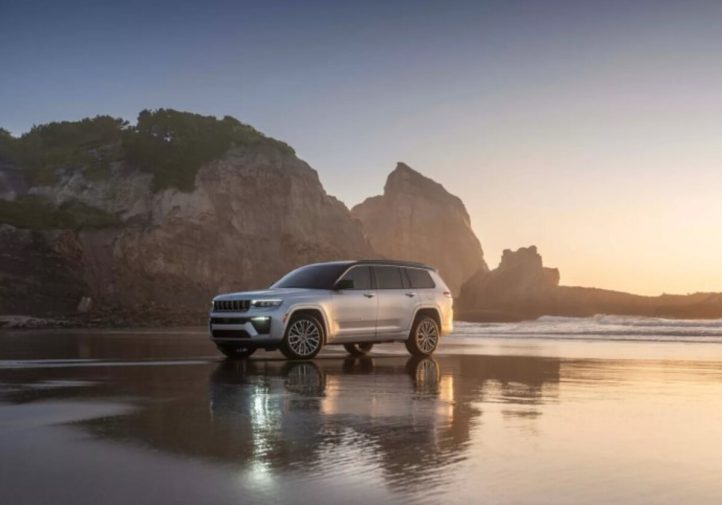 Повернення Hemi V8 та новий Trackhawk у планах Jeep