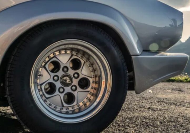 Жорсткий тест: останній Lamborghini Countach (фото)