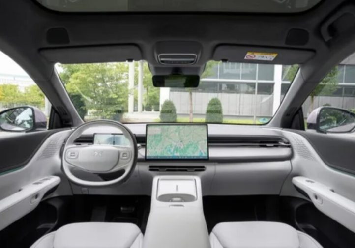 Xpeng G6 — ще один Tesla без Tesla (огляд)