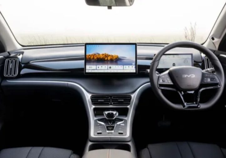 Плагін-гібрид без переплати: тест BYD Sealion 5 (огляд)