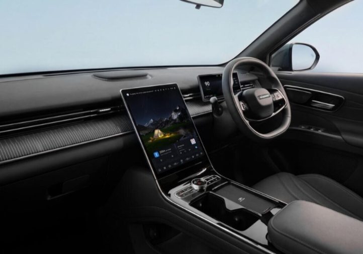 Lepas L8: перший SUV бренду виходить у Великій Британії