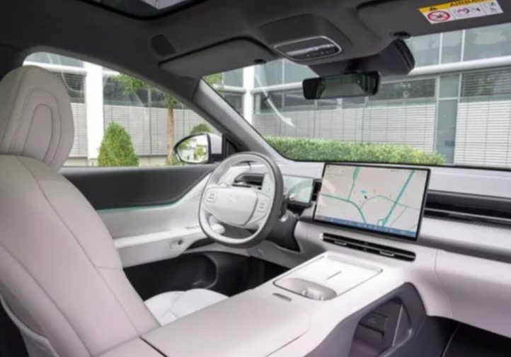 Xpeng G6 — ще один Tesla без Tesla (огляд)