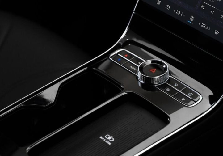 Lepas L8: перший SUV бренду виходить у Великій Британії