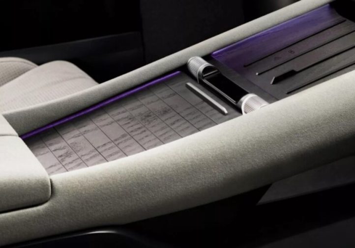 Безкільцева електрична AUDI в Китаї провалюється (фото)