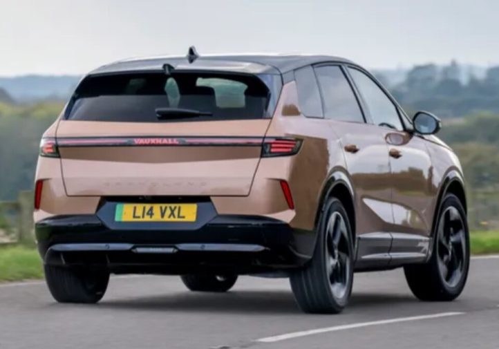 Vauxhall Grandland Electric : ставка на практичність (огляд)