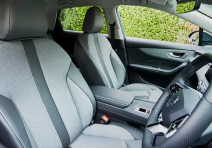 Фейсліфт MG4: менше компромісів, більше сенсу