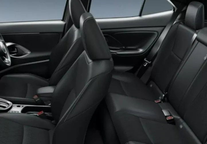 Toyota Yaris отримала механіку, але втратила технологію (фото)