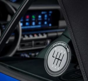 Porsche: електронний важіль як механіка та автомат