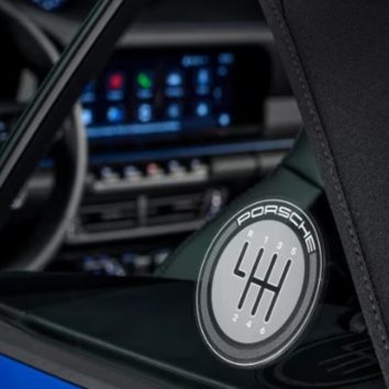 Porsche: електронний важіль як механіка та автомат