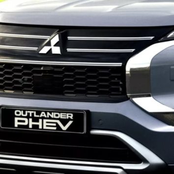 Mitsubishi Outlander PHEV оновився: запас ходу зріс