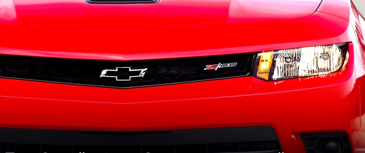 Двохрічний Camaro Z/28 залишається бажаним у 2026
